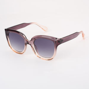 Gafas de Sol OEM Recién Llegadas con Protección UV400, Montura Completa de PC, Lentes AC, Color Pantone Disponible, Empaque Personalizado - Product Image 1