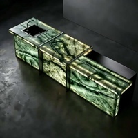 Comptoir de bar en pierre translucide verte rétroéclairée, îlot de cuisine éclairé par LED, table de bar sur mesure pour villa, hôtel, salon commercial