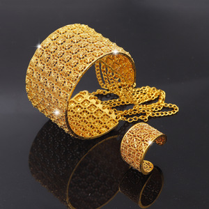 Cincin dan gelang emas 24K berlapis emas Timur Tengah Ethiopia dengan detail ukiran, <span class=keywords><strong>set</strong></span> perhiasan pesta pengantin <span class=keywords><strong>Saudi</strong></span> Dubai - Product Image 4