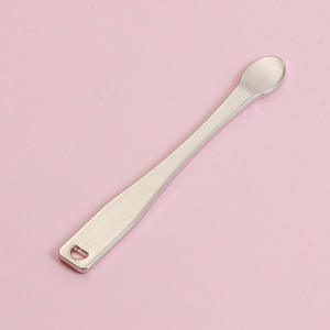 Cuchara de crema exfoliante de acero inoxidable, <span class=keywords><strong>Mini</strong></span> cuchara cosmética, herramienta de masaje de Crema para Ojos de 6cm para el cuidado de la piel - Product Image 4