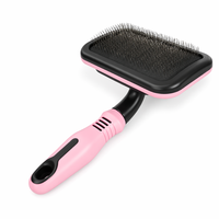 Peigne anti-puces professionnel manuel en plastique TPR pour chiens et chats, à dents fines, avec picots en acier inoxydable, manche blanc, outil de contrôle des poux
