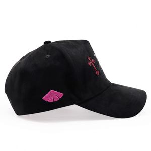 Gorra de Béisbol de 5 Paneles Personalizada de Alta Calidad, con Forro de Satén y Pedrería - Product Image 5