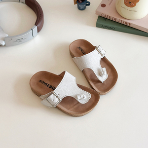 Chaussures d'été pour enfants, nouveau style, sandales <span class=keywords><strong>Birkenstock</strong></span> pour bébés, tongs tendance pour filles, fermeture à boucle, couleur unie - Product Image 6