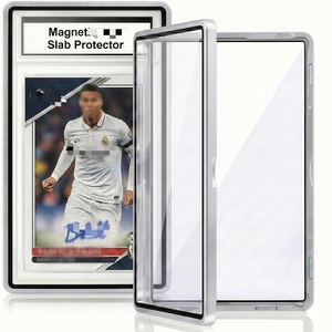 Cubierta de Cartón Duradera, Ecológica y Personalizable con Bloqueo UV y Acabado Brillante para Tarjetas Deportivas - Product Image 1