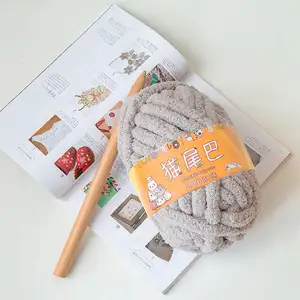 Yarncrafts doux épais Jumbo tricot à la main filé fil de polyester chenille fil itinérant