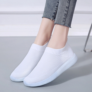 Tomaia in maglia ultra-traspirante a pezzo unico con struttura a rete aperta, leggera e ad asciugatura rapida, mantiene i piedi freschi, sneakers casual - Product Image 2