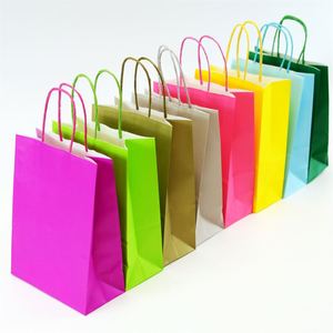 Sacs en papier écologiques avec poignées brunes recyclées pour la vente à emporter de nourriture, sacs cadeaux personnalisés pour le shopping et l'artisanat - Product Image 3