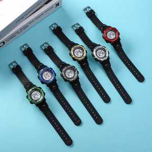 Relojes Deportivos Luminosos Electrónicos LCD de Moda para Hombre y Mujer, <span class=keywords><strong>Reloj</strong></span> Digital con Cronógrafo, Semana, Mes, Alarma, Regalo para Niños y Estudiantes - Product Image 4