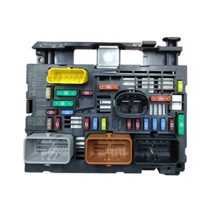 Peugeot Citroen R04 <b>Fuse</b> Box BSM R05 R20 9807028780 Universal Car Electrical <b>Component</b> - Product Image 2