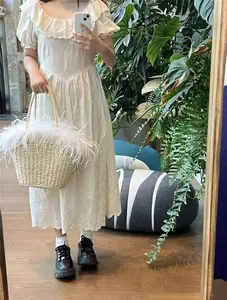 2024 New Design Girls Clutch Bag Handmade Grass Weave Women Tote Bag Large Capacity Shopping Bag Lady Beach Purse Feather