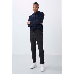 Pantalon de survêtement pour homme Anthracite Melange, taille élastique, coupe standard, tissu respirant décontracté - Product Image 4