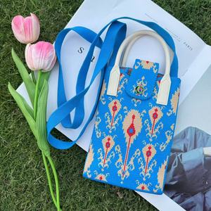 Nouveau modèle de <span class=keywords><strong>sac</strong></span> pour téléphone portable, <span class=keywords><strong>sac</strong></span> décontracté pour femme, <span class=keywords><strong>sac</strong></span> à main fournisseur en ligne portable et multifonctionnel - Product Image 3