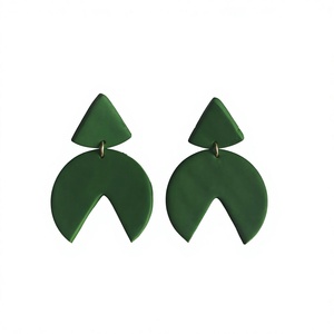 Boucles d'oreilles créoles géométriques tendance pour femme, en résine acrylique bleue, motifs carré, cercle, triangle, style bohème, bijoux plaqués élégants pour femme - Product Image 3