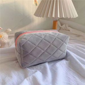 Cute Plush Lattice Makeup for Women Zipper Solid Color Cosmetic <b>Large</b> Capacity Travel Convenient Toiletry <b>Bag</b> <b>Gift</b> - Product Image 4