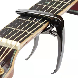 Clásico de 2020 melodía rápida ajuste sintonizador abrazadera eléctrica acústica Clip guitarra Capo - Product Image 3