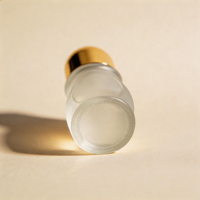 Ensemble de flacons cosmétiques givrés à étiquette privée avec boîte cadeau de haute qualité