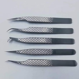 Pinzas para Pestañas de Acero Inoxidable de Alta Calidad, Duraderas y Precisas, con Patrón de Diamante, Instrumentos Profesionales Puntiagudos de Primera Calidad - Product Image 1