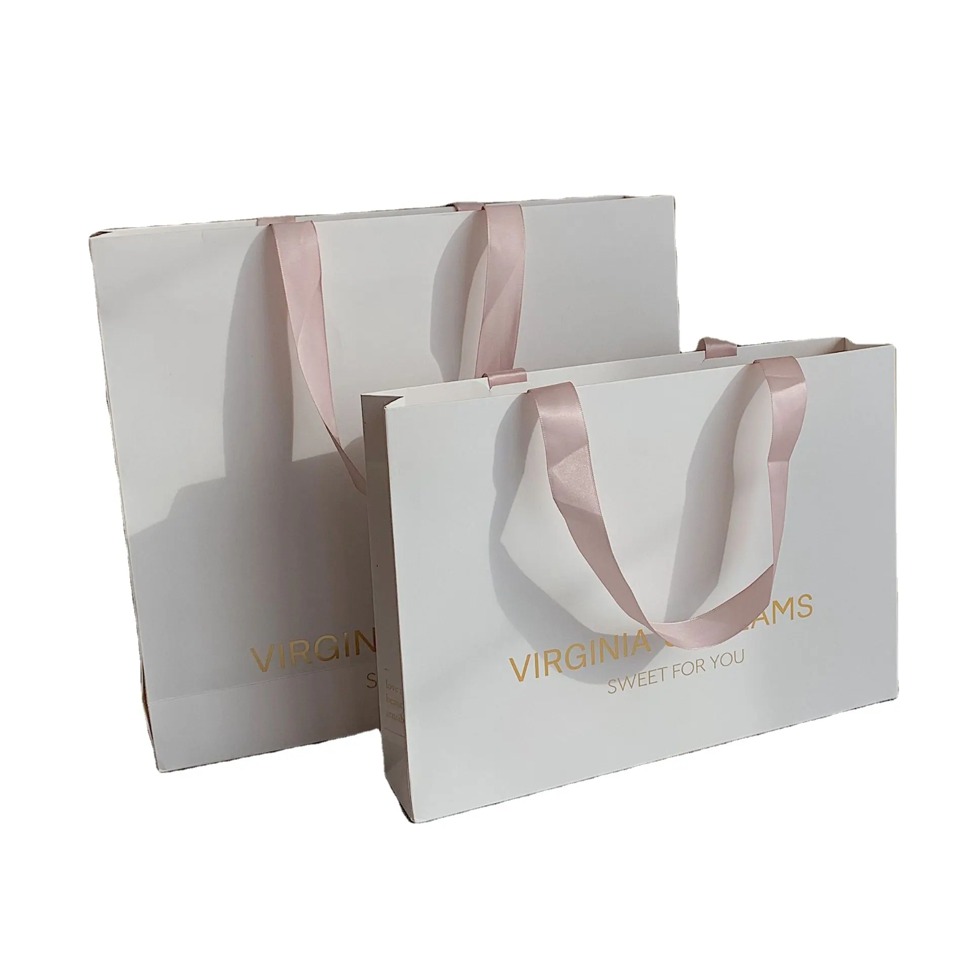 Sacos de compras de papel branco personalizados para presentes de casamento de alta qualidade para embalagem de pijamas