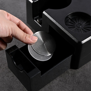 Soporte para tamper de café espresso Casso, base cuadrada de ABS, almacenamiento multifuncional para cafeterías - Product Image 4