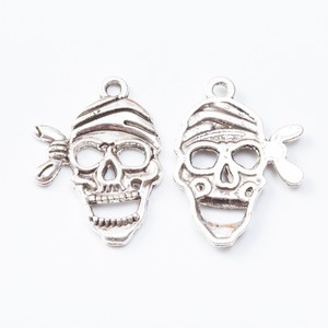 Pendentif Bandana Crâne de Pirate <span class=keywords><strong>en</strong></span> Alliage d'Argent Vieilli, Breloque Bucanier Souriant pour Décoration de Bouteille de <span class=keywords><strong>Rhum</strong></span> - Product Image 3