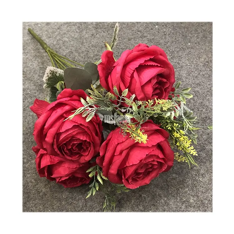 रॉयल ब्लू लैवेंडर काला और गुलाब सोना सूरजमुखी लाल गुलाब और बच्चों का सांस शादी का गुलदस्ता