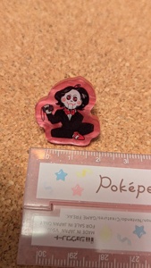 OEM ODM Pins de personnage de franchise en acrylique rouge nacré, modèle Standee <span class=keywords><strong>Saw</strong></span> - Product Image 5