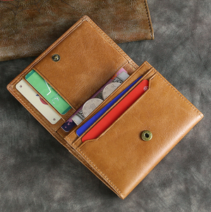 กระเป๋าสตางค์ RFID แบบมินิมอล หนังแท้ สำหรับใส่บัตรเครดิต - Product Image 6