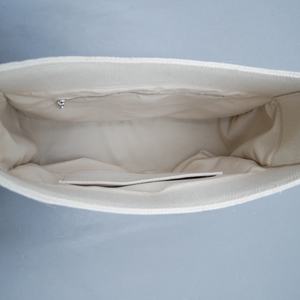 Service de Développement et Conception de Sacs Hobo Minimalistes – Solutions Personnalisées ODM/OEM – Usine de Sacs à Main Adaptée à Votre Vision Esthétique de Marque - Product Image 5