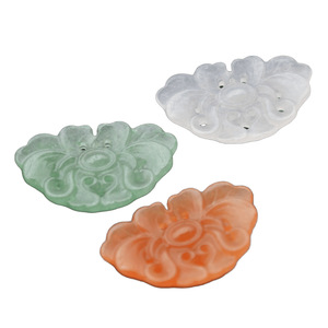 Pendentif fleur de lotus sculpté à la main en pierre naturelle, ajouré, pour la fabrication de colliers, origine Jinhua, printemps 2024 - Product Image 5