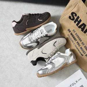 Chaussures de sport décontractées respirantes en maille à lacets pour adolescentes et femmes, baskets tendance d'été pour la marche - Product Image 4