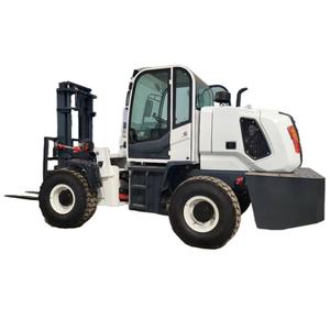 Montacargas Todoterreno 4x4 con Motor Diésel de 5 Toneladas, Elevación de Carga Pesada, Altura de Elevación de 4000-7000 mm, Garantía del Motor de 1 Año - Product Image 2