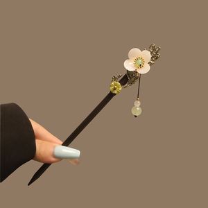 Épingles à cheveux en bois d'ébène de style court, bâtonnets à cheveux chinois élégants avec fleurs, papillons et pompons pour femmes - Product Image 5