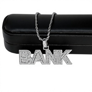 Colgante de Letra de Lujo en Plata 925 con Moissanita, Corte Redondo Micro Pavé, Unisex, Estilo Hiphop, para Uso Diario - Product Image 1