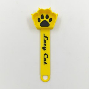 Cuchara de Alimentación de Plástico Ecológica Personalizada para Perros y Gatos, Regalo Conmemorativo con Nombre Personalizado, Dropshipping - Product Image 3