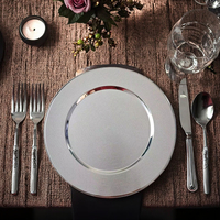 Assiettes de présentation sophistiquées Woju de 13 pouces en plastique argenté, électroplaquées, pour buffet, hôtel et restaurant