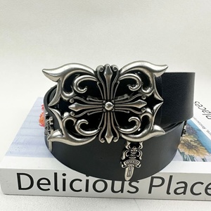 Cinturón de Cuero para Hombre al por Mayor, Estilo Retro, Personalizado, Colorido, Juvenil, con Hebilla de Aleación Clásica de Cruz Antigua y Estrella - Product Image 3