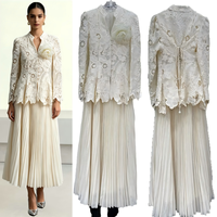 Ensemble deux pièces élégant bordeaux pour l'Aïd Moubarak, broderie main en strass, robe de soirée plissée à manches longues style mandarin pour femme