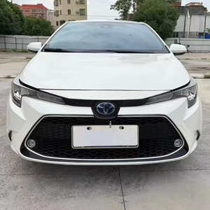 Xe Levin Hybrid Premium Edition 2019, ghế da, màu tối, mâm R17, số tự động, khởi động bằng chìa khóa thông minh, cửa sổ trời, dẫn đường, camera lùi - Product Image 1