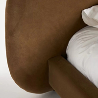Cadre de lit en bois au design moderne, tête de lit haute, confortable, taille Queen ou King, revêtement en tissu, lit en tissu à vendre