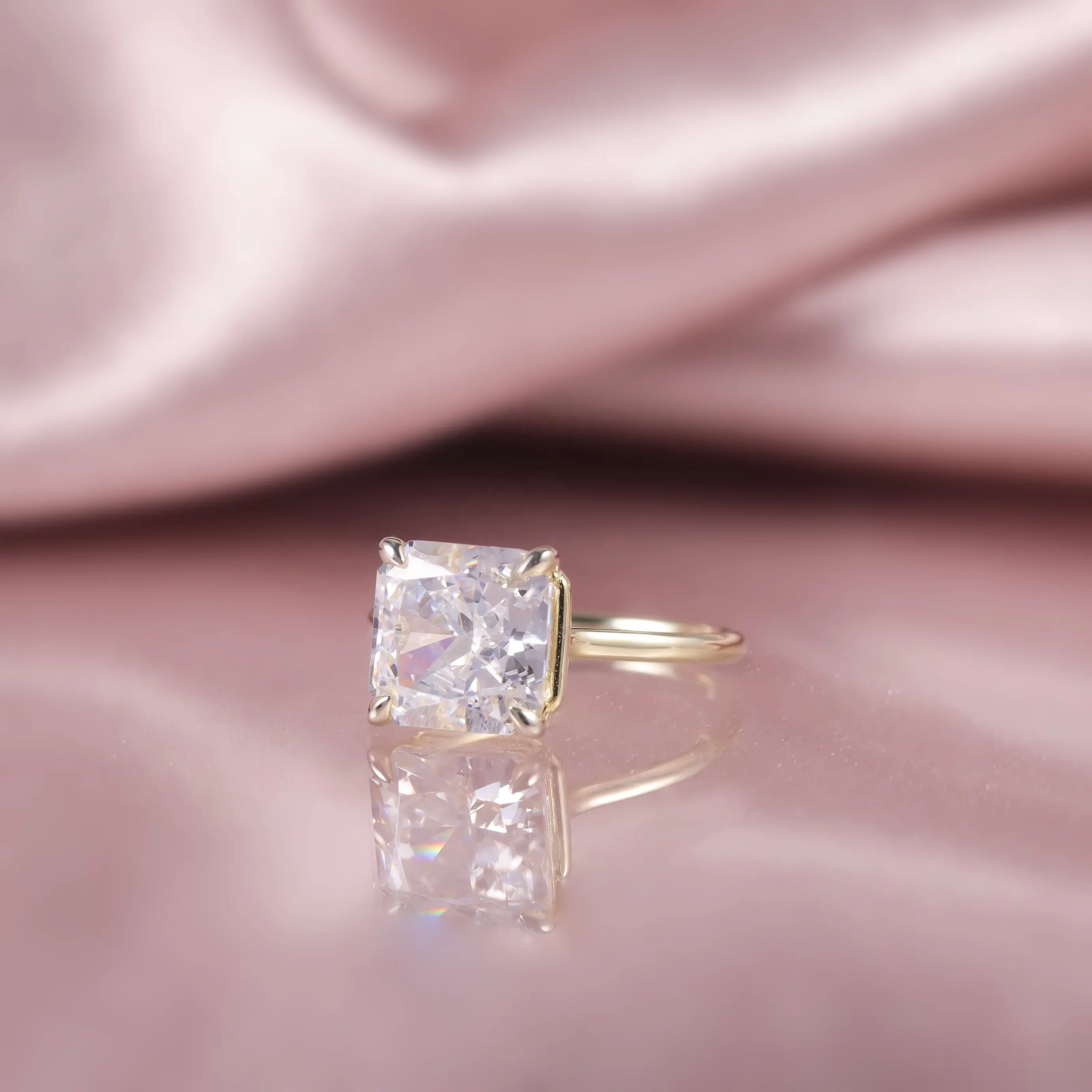O1483 prezzo di fabbrica costante radiante taglio 9x9MM Gra Moissanite diamante 10K 14K 18K oro giallo anello di fidanzamento per le donne