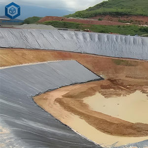 Geomembrana de HDPE Versátil, Impermeable <span class=keywords><strong>y</strong></span> Duradera con Tratamiento UV para Proyectos de Vertederos en Jordania - Product Image 1