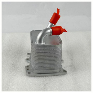 Fourniture de haute qualité de radiateurs de refroidissement d'huile moteur Foton Oukang 2.5, références Spm40007996 et Psh0006971 - Product Image 3