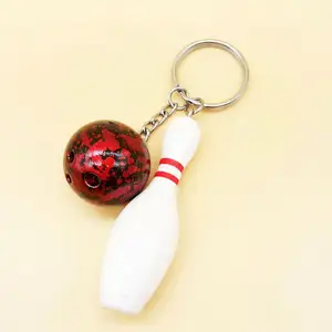 Großhandel kreativer PVC-Schlüsselanhänger Dekoration Geschenk hängendes Ornamente Bowling Sport Schlüsselanhänger Zubehör 3d Mini Bowling-Schlüsselanhänger