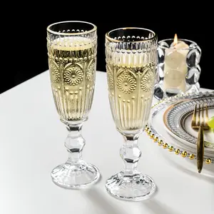 All'ingrosso di alta qualità personalizzato acqua bicchieri di vino calice casa matrimonio Vintage calici di vetro di lusso per feste di vetro con bordo in oro
