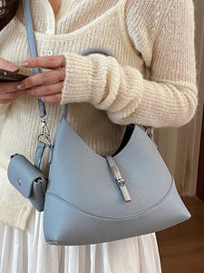 Sac à main pour femme en cuir PU souple de haute qualité, design rétro exquis avec empiècements de couleurs, sac à main à porter à la main ou en bandoulière - Product Image 5