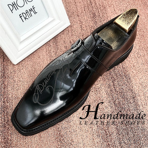 Chaussures habillées en cuir faites à la main pour hommes, finition laquée brillante, bout pointu, style anglais, chaussures de mariage montantes, légères - Product Image 4