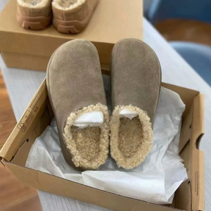 2024 invierno nuevo lanzamiento Little Potato Birkenstocks botas de nieve de terciopelo de cubierta completa para mujer cálidas mulas peludas medias antideslizantes - Product Image 3