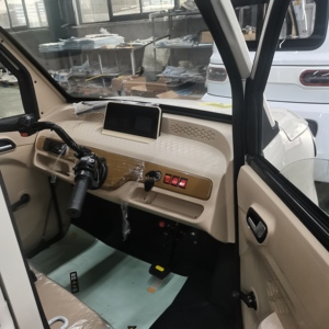 NUEN Geräuscharmes Fahren, Leistungsstarke Performance Elektroauto 4-Türer 4-Sitzer 1000 W Motor Reifengröße 4.00-10 Aluminiumlegierung für Passagiere - Product Image 5