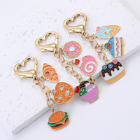 Porte-clés en alliage de zinc plaqué, motif dessin animé coloré et mignon, en forme de dessert, idéal pour les boutiques de cadeaux et la vente au détail
