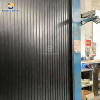Porte d'entrée blindée en aluminium moulé sur mesure, design moderne, pour l'extérieur de la maison, porte pivotante avec longue poignée